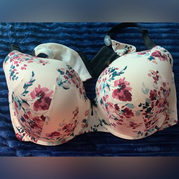 Torrid 360 Smoothing Bra - Picture 1 of 7